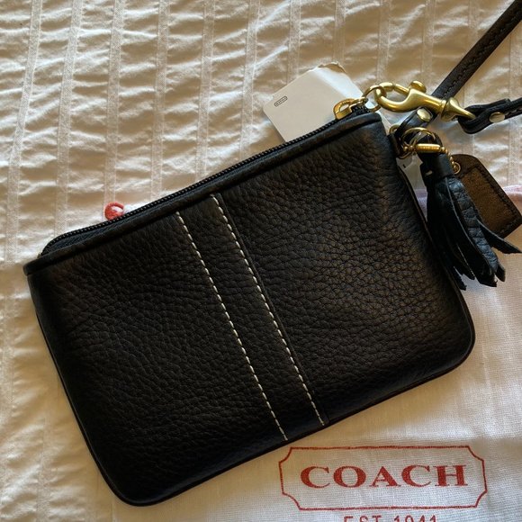 Coach Black Pebble Leather Wristlet - NWT - Picture 4 of 6